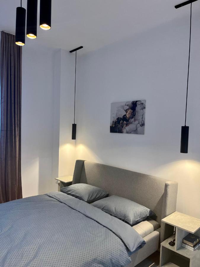 Dani'S Home Away From Home 오라데아 외부 사진